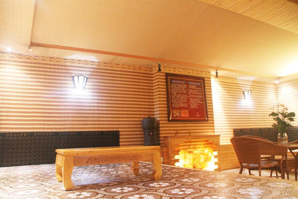 Yuyao Yonghegong Hotel Eksteriør billede